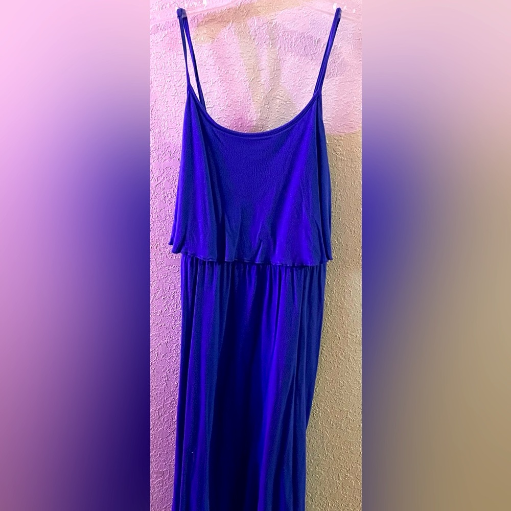 OLD NAVY dress in BLUE size SMALL.